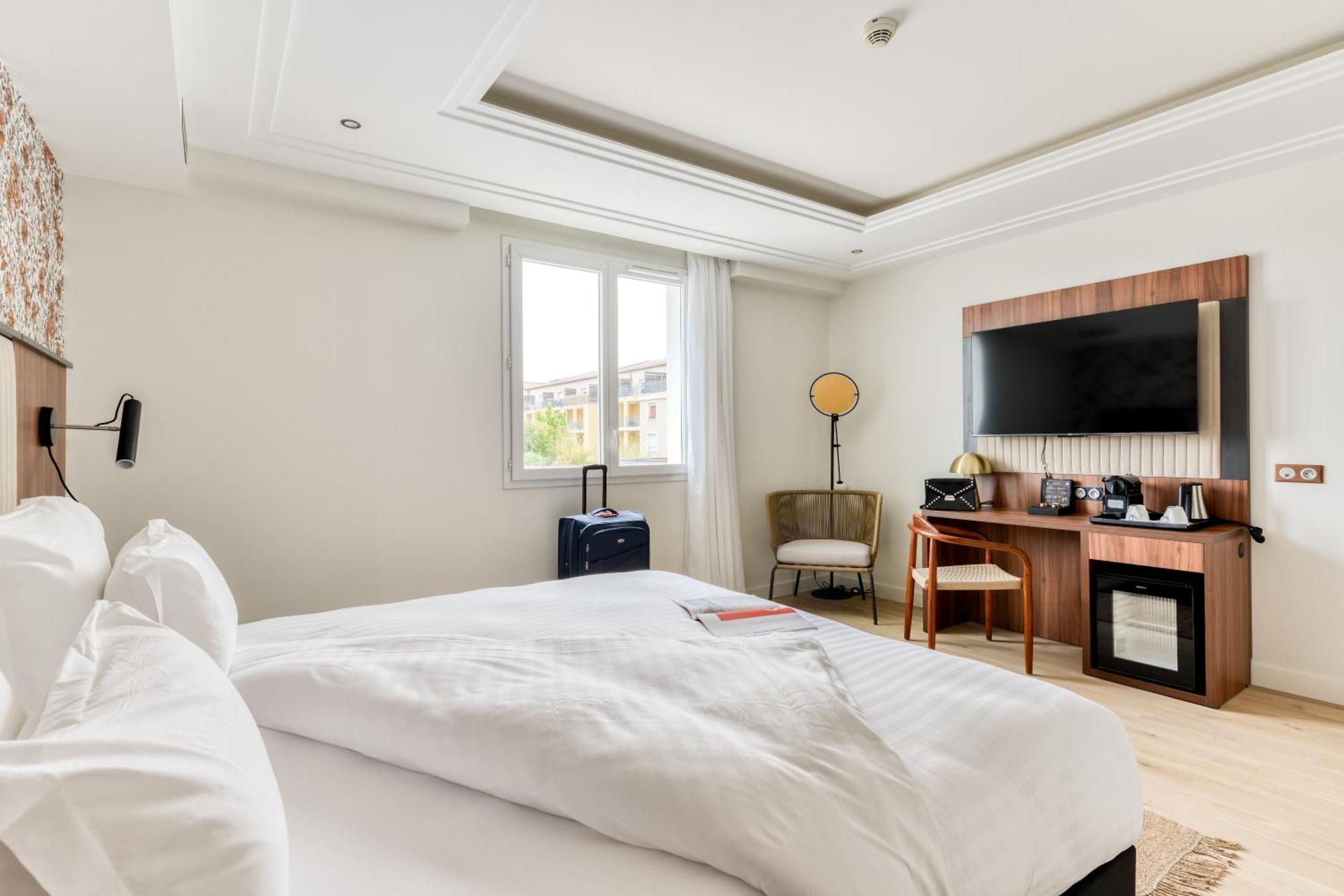 Zenitude Hotel La Valadiere, Ascend Hotel Collection Juvignac Dış mekan fotoğraf